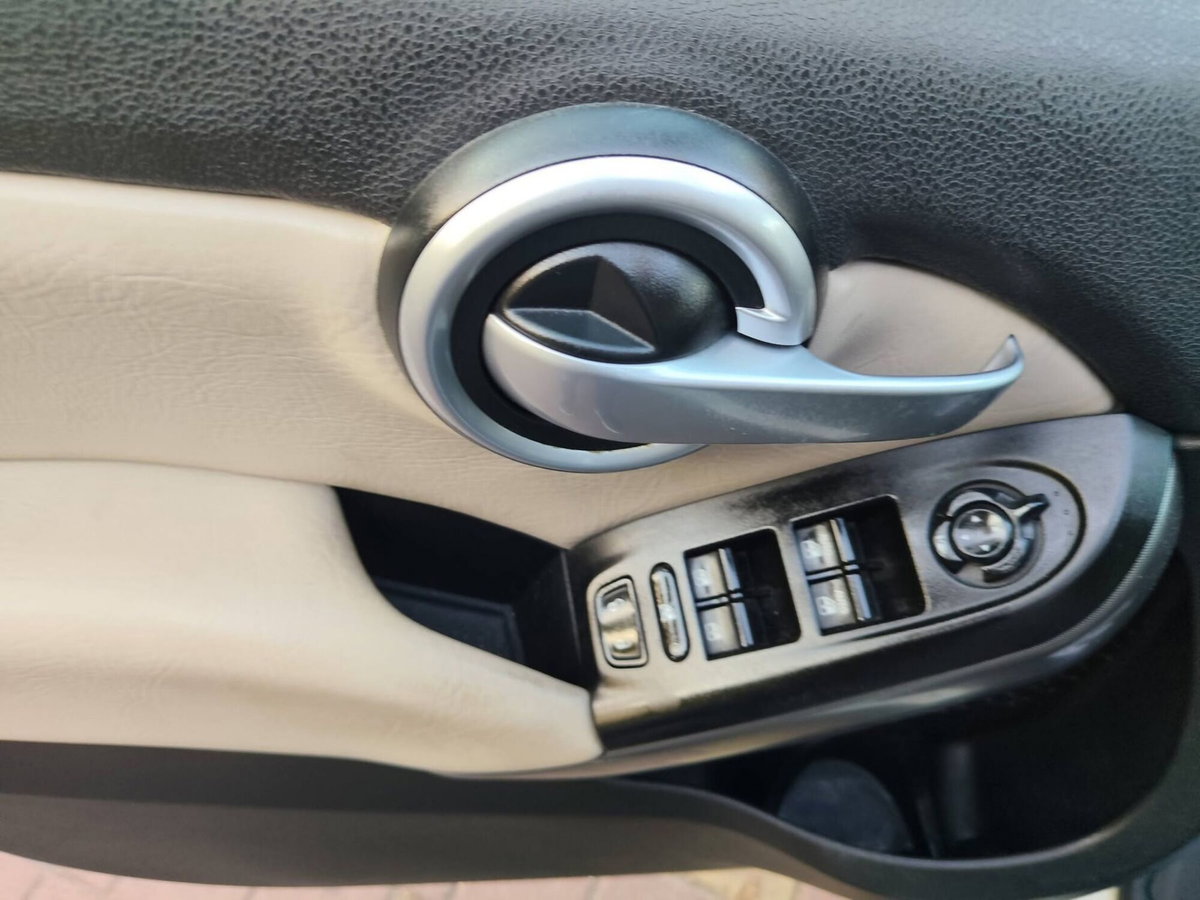 Fiat 500X 1.6 MultiJet 120 CV Lounge (13)