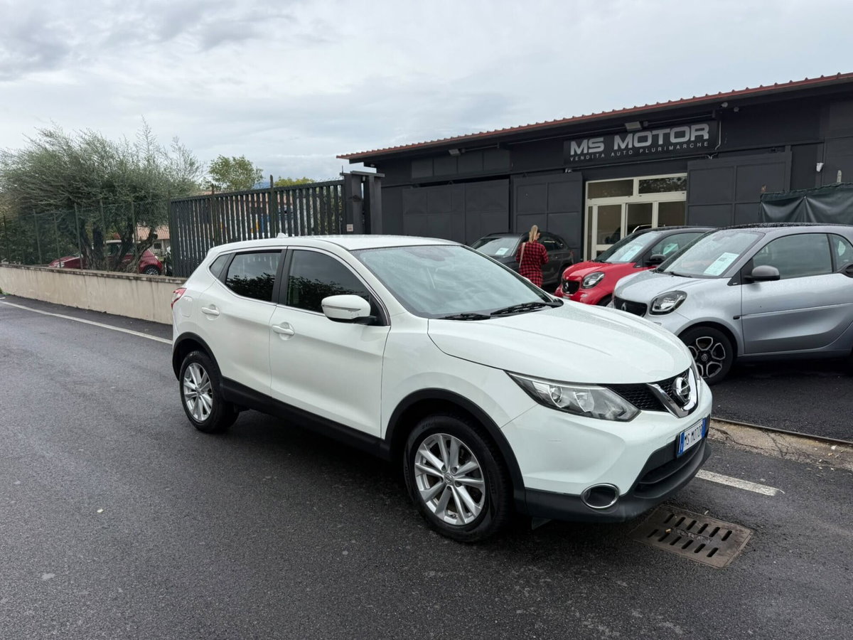 Nissan Qashqai 1.5 dCi 360