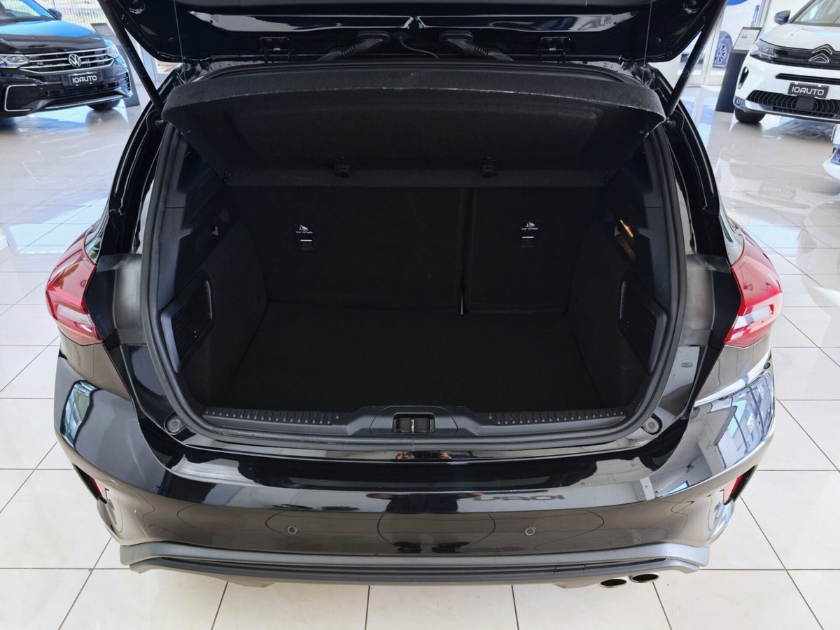 Ford Focus 1.5 EcoBlue 115 CV automatico 5p. ST-Line Style (16)