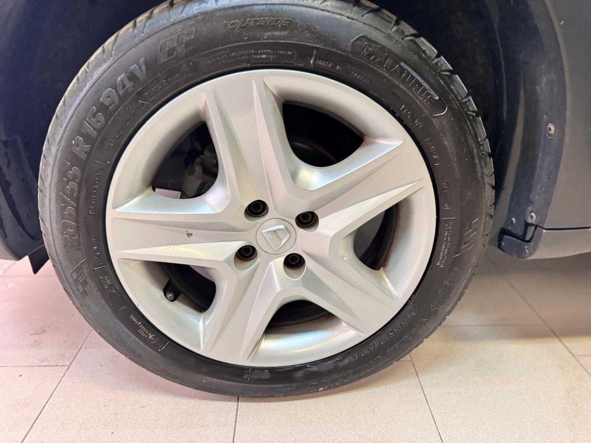 Dacia Sandero Stepway 1.5 dCi 8V 90CV Prestige (7)