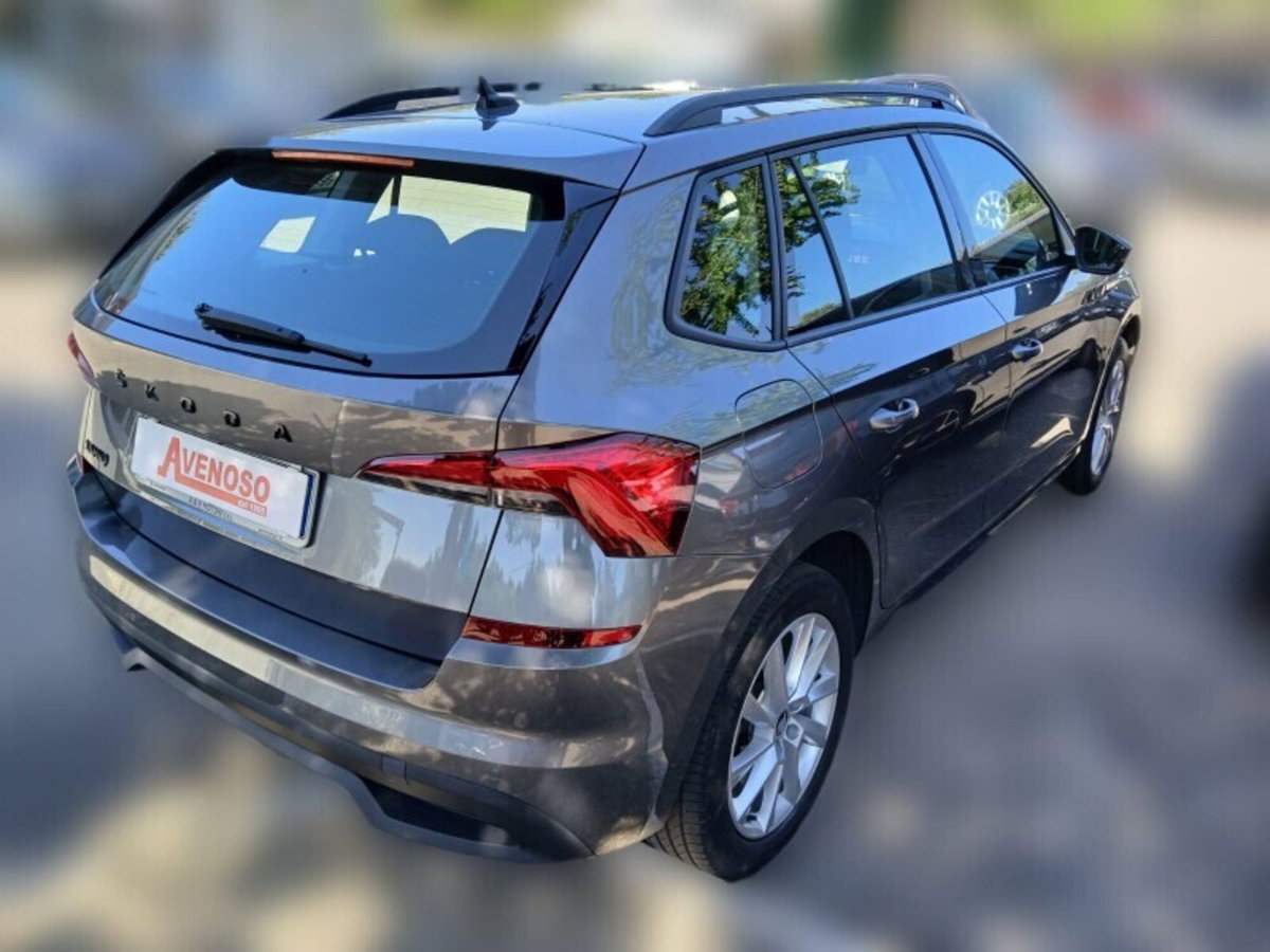 Skoda Kamiq 1.0 TSI 110 CV Dark Shade (4)