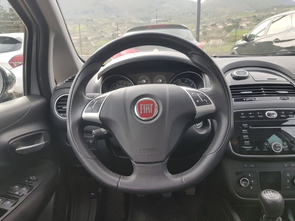 Fiat Punto 0.9 TwinAir Turbo S&S 5 porte Lounge (16)