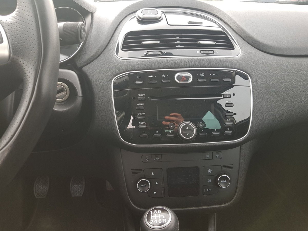 Fiat Punto 0.9 TwinAir Turbo S&S 5 porte Lounge (18)