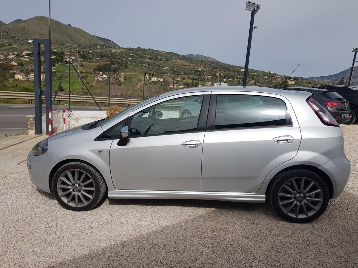 Fiat Punto 0.9 TwinAir Turbo S&S 5 porte Lounge (7)