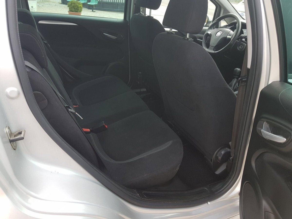 Fiat Punto 0.9 TwinAir Turbo S&S 5 porte Lounge (8)
