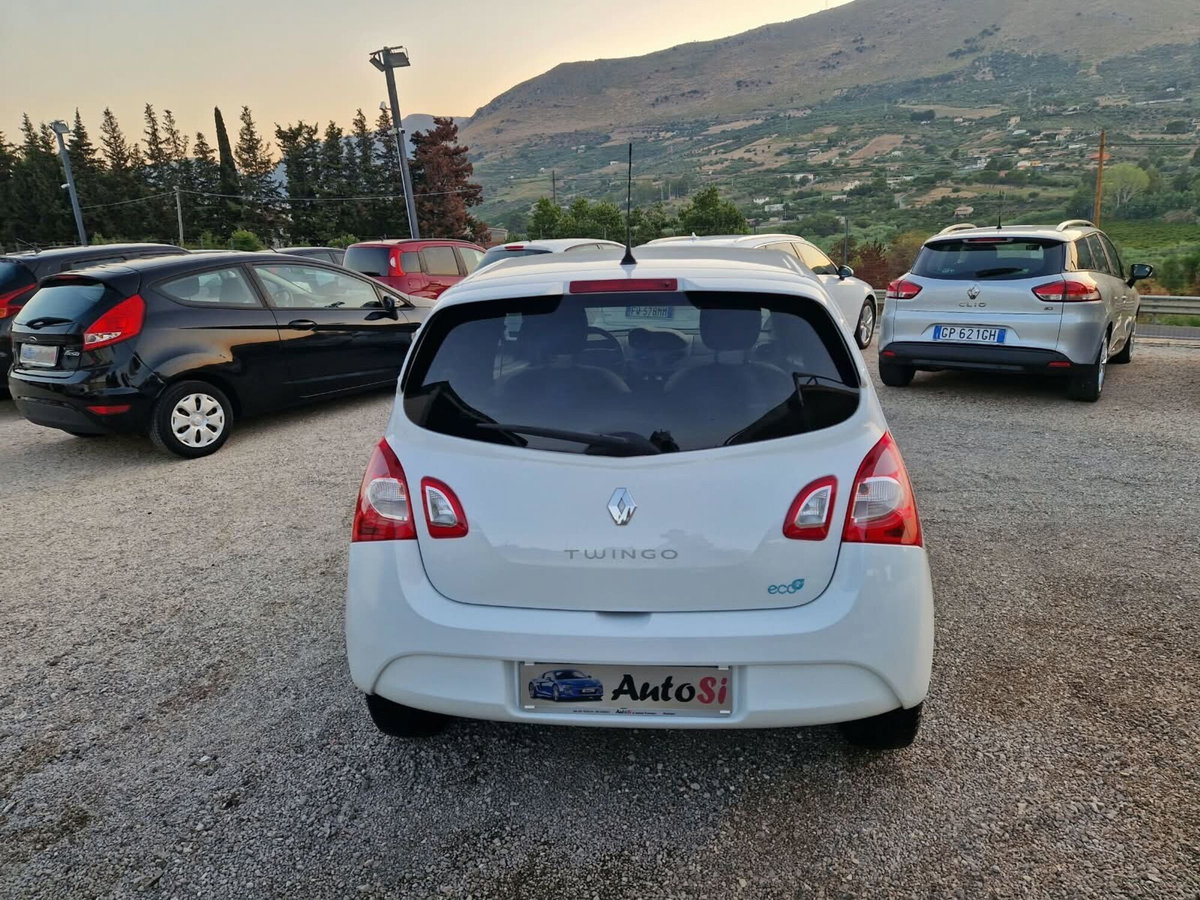 Renault Twingo 1.2 16V Live (4)