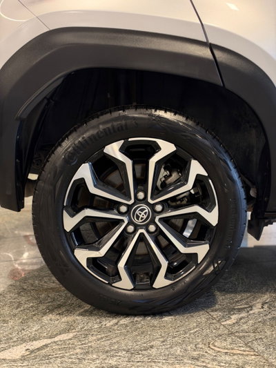 Toyota Yaris Cross 1.5 Hybrid 5p. E-CVT Trend (15)