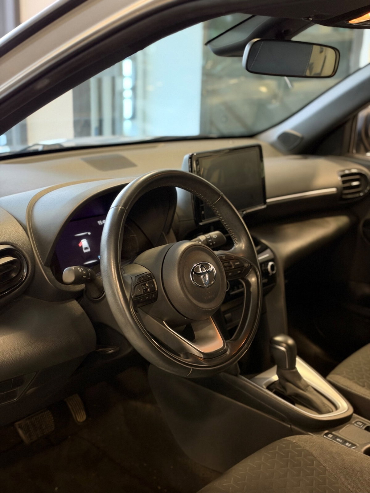 Toyota Yaris Cross 1.5 Hybrid 5p. E-CVT Trend (9)
