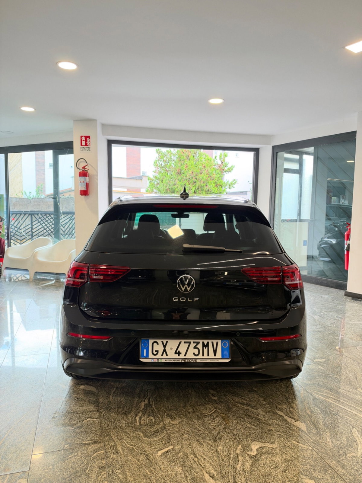 Volkswagen Golf 2.0 TDI 150 CV DSG SCR R-Line (3)