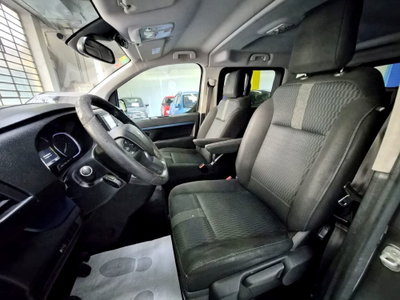 Peugeot Traveller BlueHDi 115 S&S Compact Allure (13)