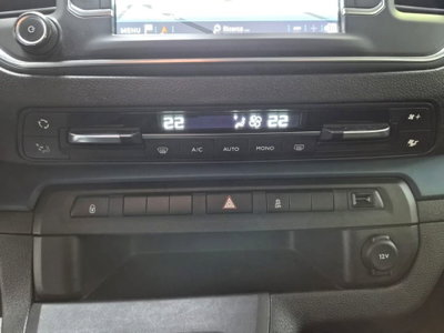 Peugeot Traveller BlueHDi 115 S&S Compact Allure (16)