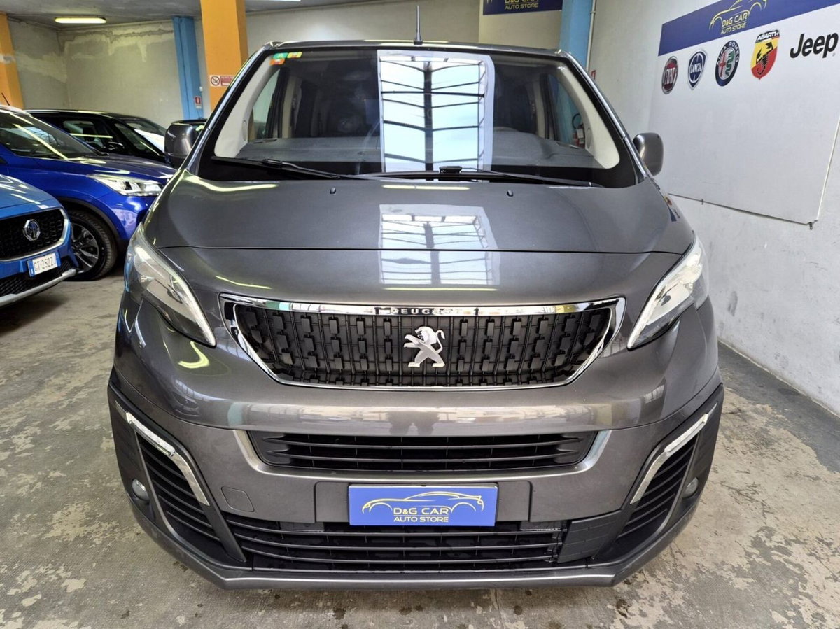Peugeot Traveller BlueHDi 115 S&S Compact Allure (2)