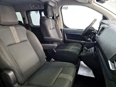Peugeot Traveller BlueHDi 115 S&S Compact Allure (8)