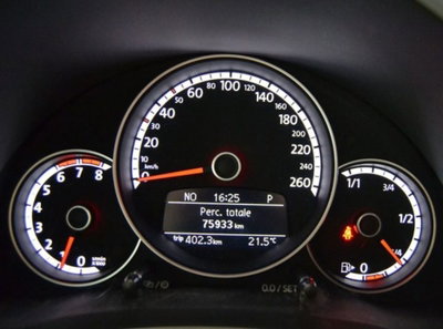 Volkswagen Maggiolino Cabrio 1.4 TSI DSG Sport BlueMotion Technology (11)