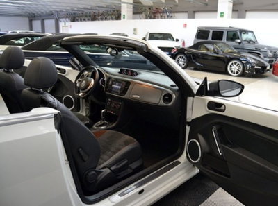 Volkswagen Maggiolino Cabrio 1.4 TSI DSG Sport BlueMotion Technology (3)