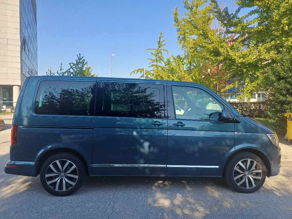 Volkswagen Multivan 2.0 TDI 150CV DSG 4Motion Highline (5)