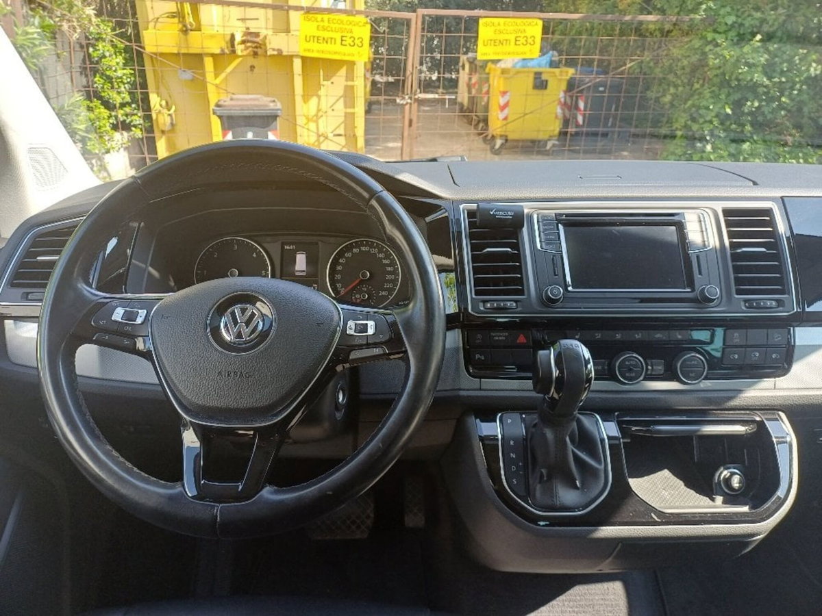 Volkswagen Multivan 2.0 TDI 150CV DSG 4Motion Highline (7)