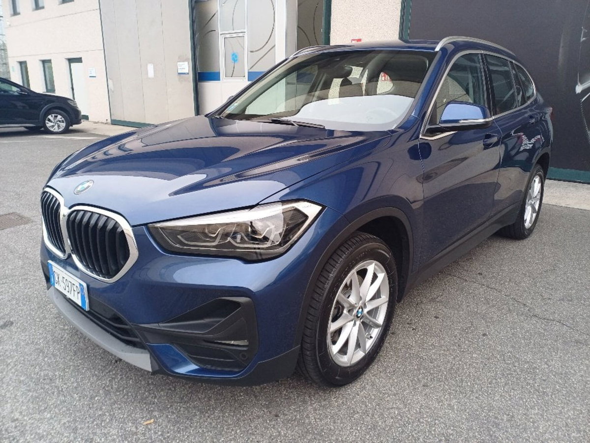 BMW X1 sDrive18d Business Advantage (2)
