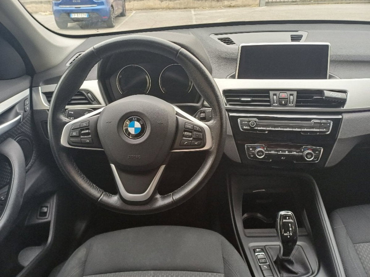 BMW X1 sDrive18d Business Advantage (7)