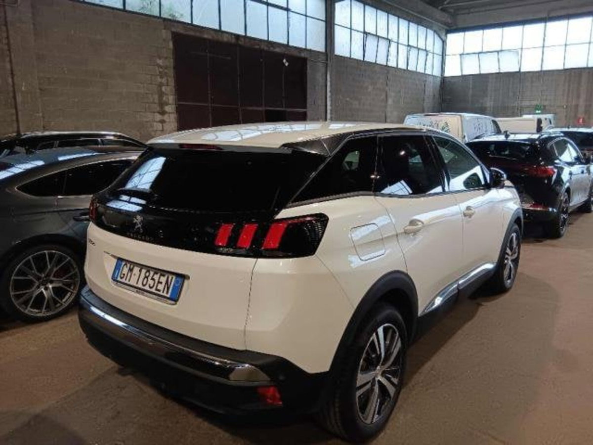 Peugeot 3008 BlueHDi 130 S&S EAT8 Allure Pack (2)