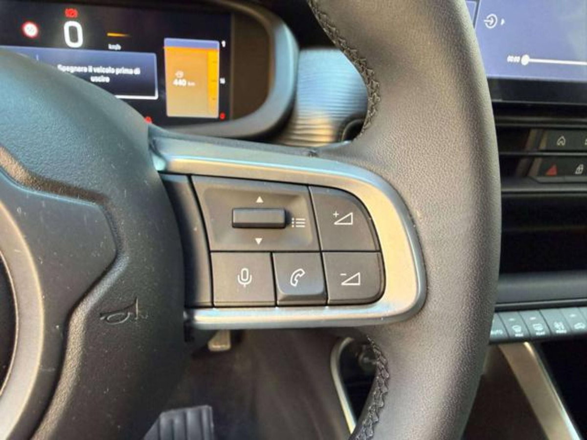 Jeep Avenger 1.2 turbo Altitude fwd 100cv (16)