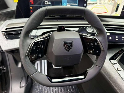 Peugeot 3008 1.2 hybrid 48V GT 136cv e-dcs6 (11)