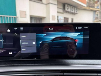 Peugeot 3008 1.2 hybrid 48V GT 136cv e-dcs6 (14)