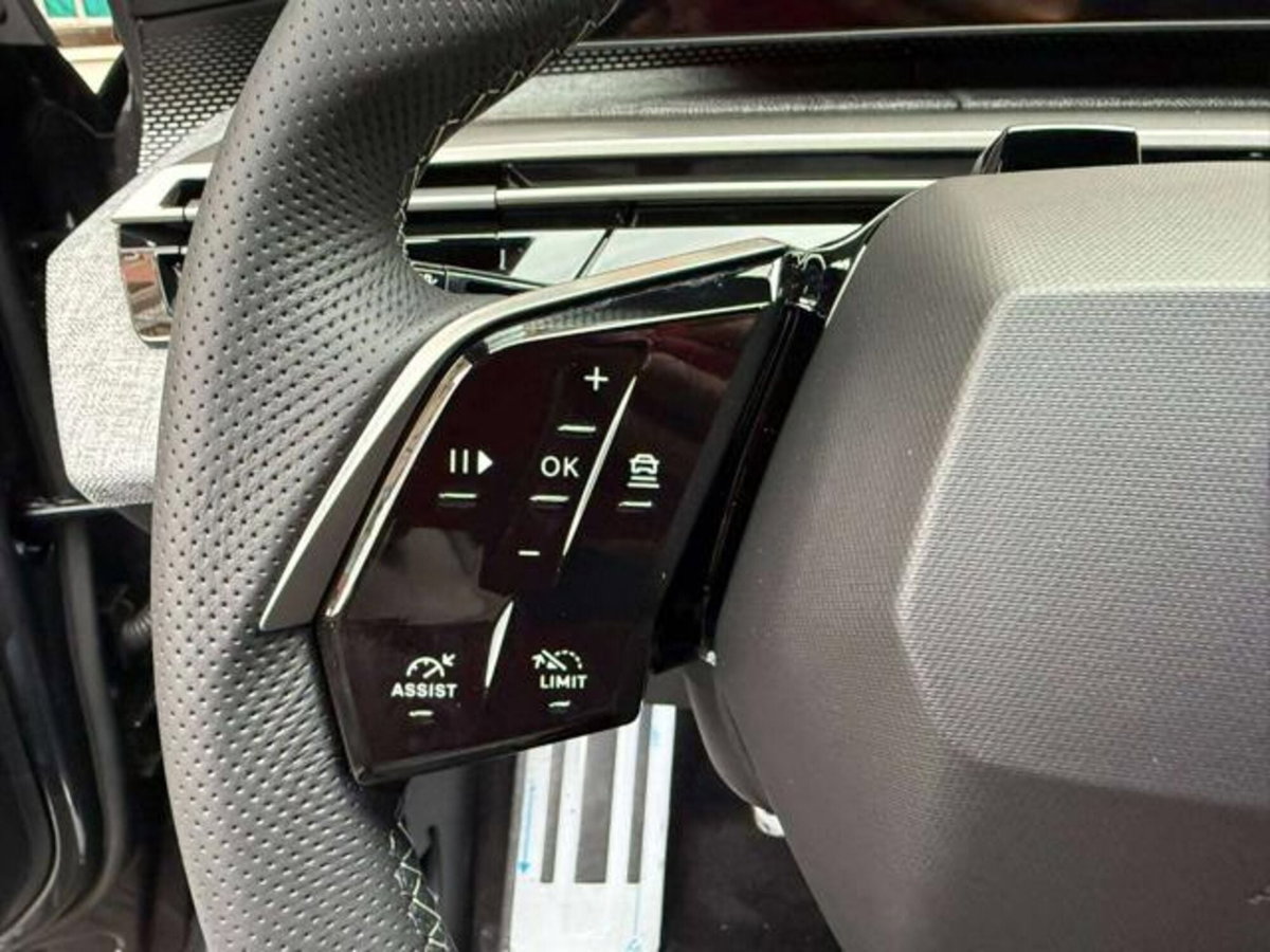 Peugeot 3008 1.2 hybrid 48V GT 136cv e-dcs6 (17)
