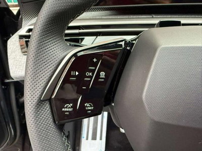 Peugeot 3008 1.2 hybrid 48V GT 136cv e-dcs6 (17)