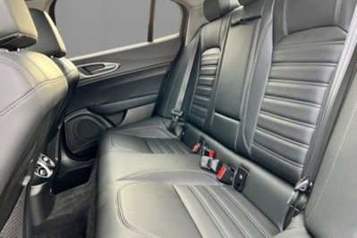 Alfa Romeo Giulia 2.2 Turbodiesel 190 CV AT8 B-Tech (8)