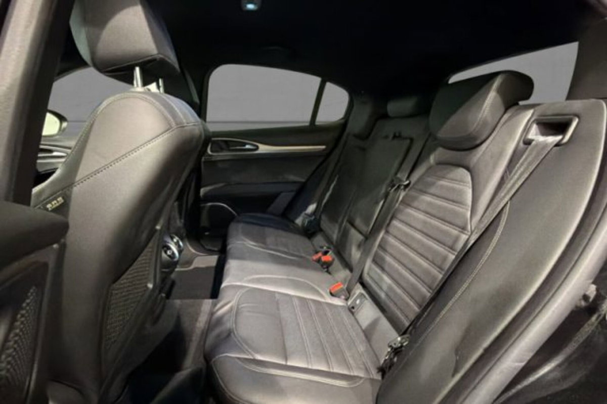 Alfa Romeo Stelvio Stelvio 2.2 Turbodiesel 210 CV AT8 Q4 Veloce (8)