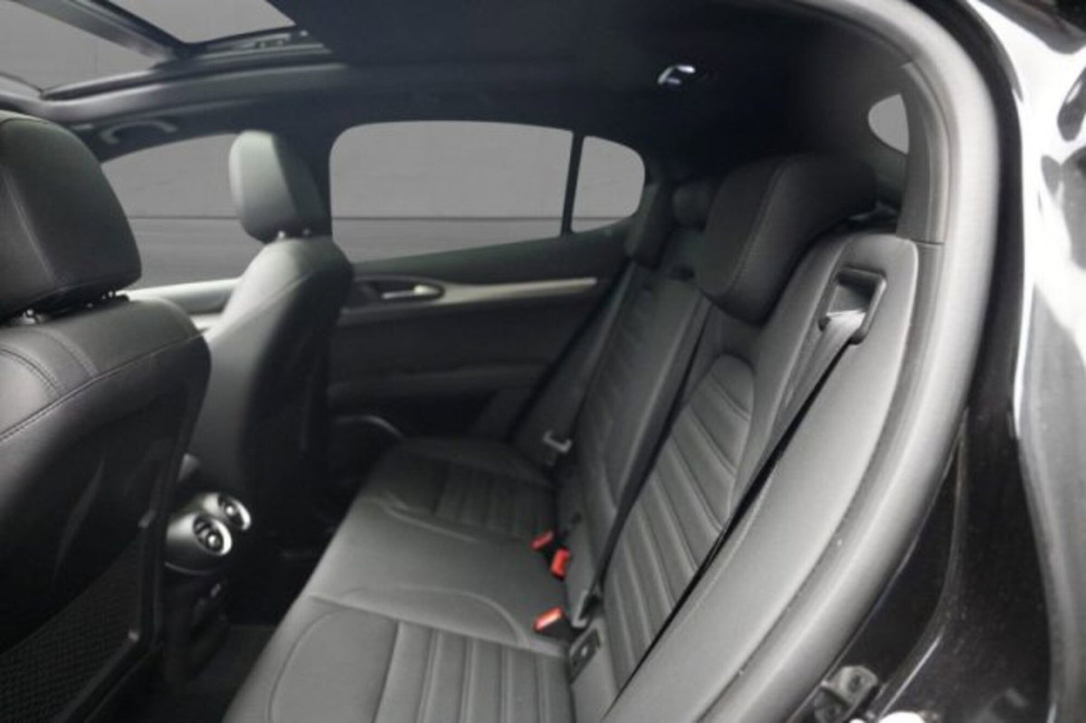 Alfa Romeo Stelvio Stelvio 2.2 Turbodiesel 210 CV AT8 Q4 Veloce (8)