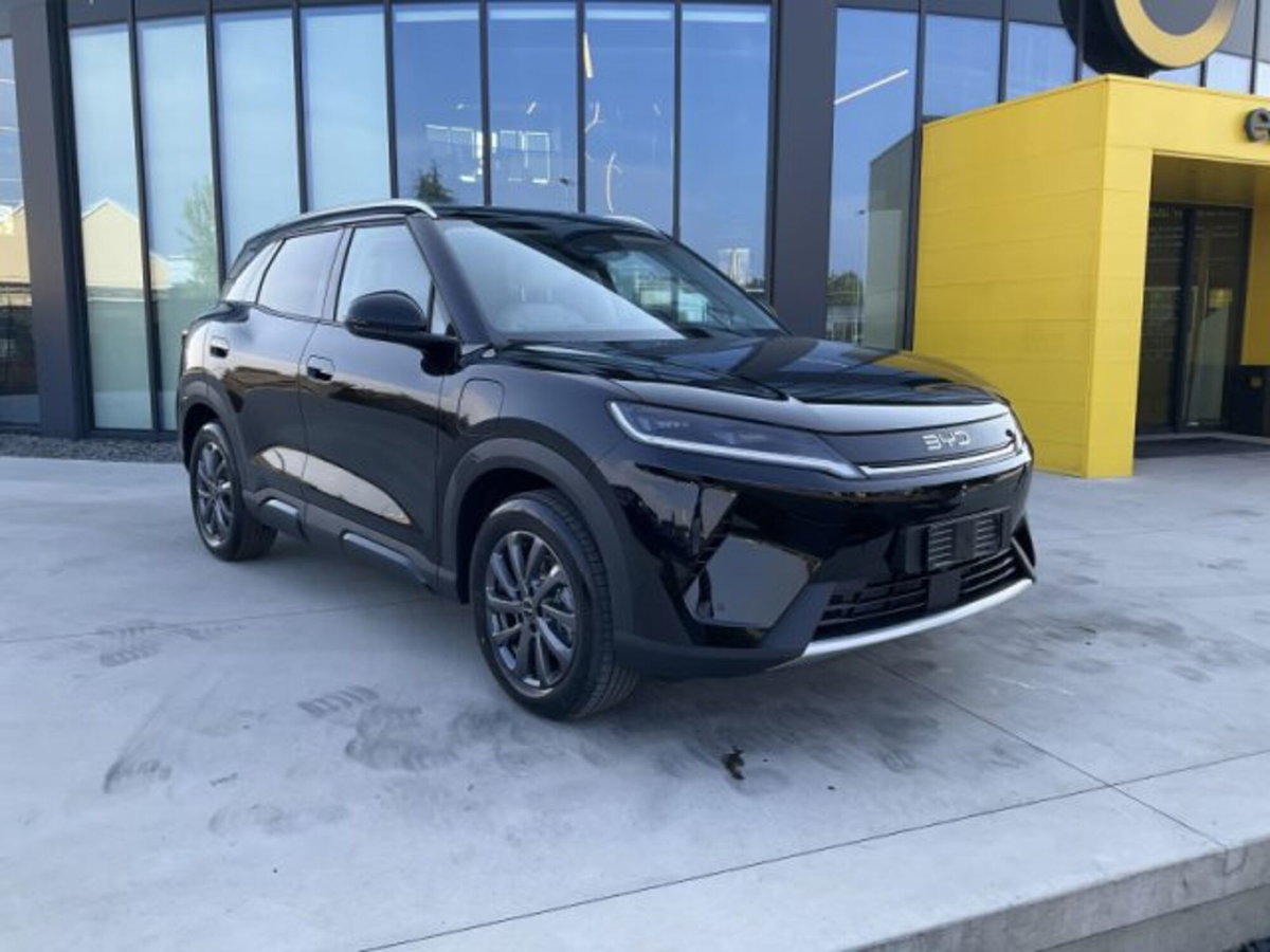 Byd Atto 2 DM-i 1.5 phev Boost 212cv