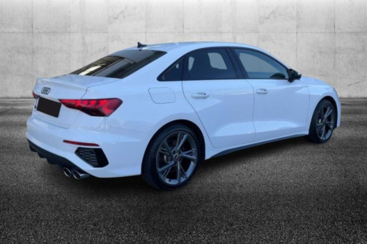 Audi S3 Sedan TFSI 310 CV quattro S tronic sport attitude (2)