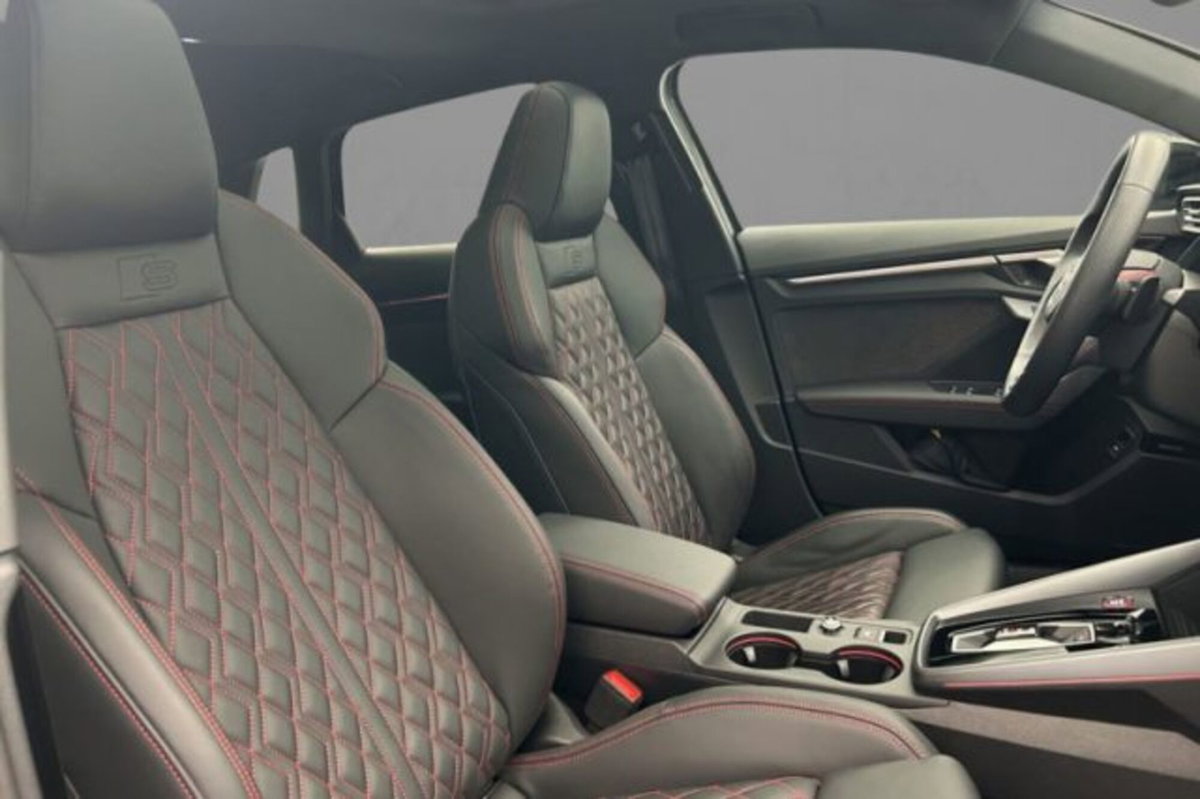 Audi S3 Sportback 2.0 tfsi quattro s-tronic (6)