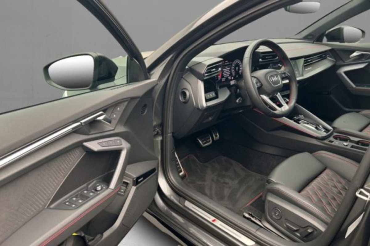 Audi S3 Sportback 2.0 tfsi quattro s-tronic (7)