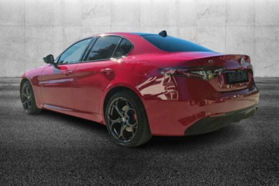 Alfa Romeo Giulia 2.0 Turbo 280 CV AT8 AWD Q4 Estrema (2)