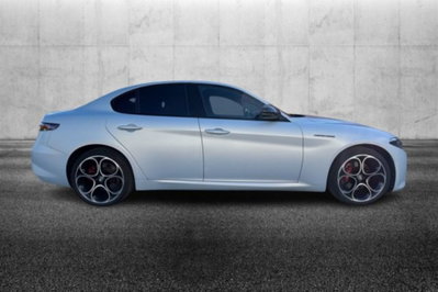 Alfa Romeo Giulia 2.2 Turbodiesel 210 CV AT8 AWD Q4 Estrema (5)
