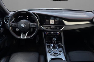 Alfa Romeo Giulia 2.2 Turbodiesel 210 CV AT8 AWD Q4 Estrema (6)
