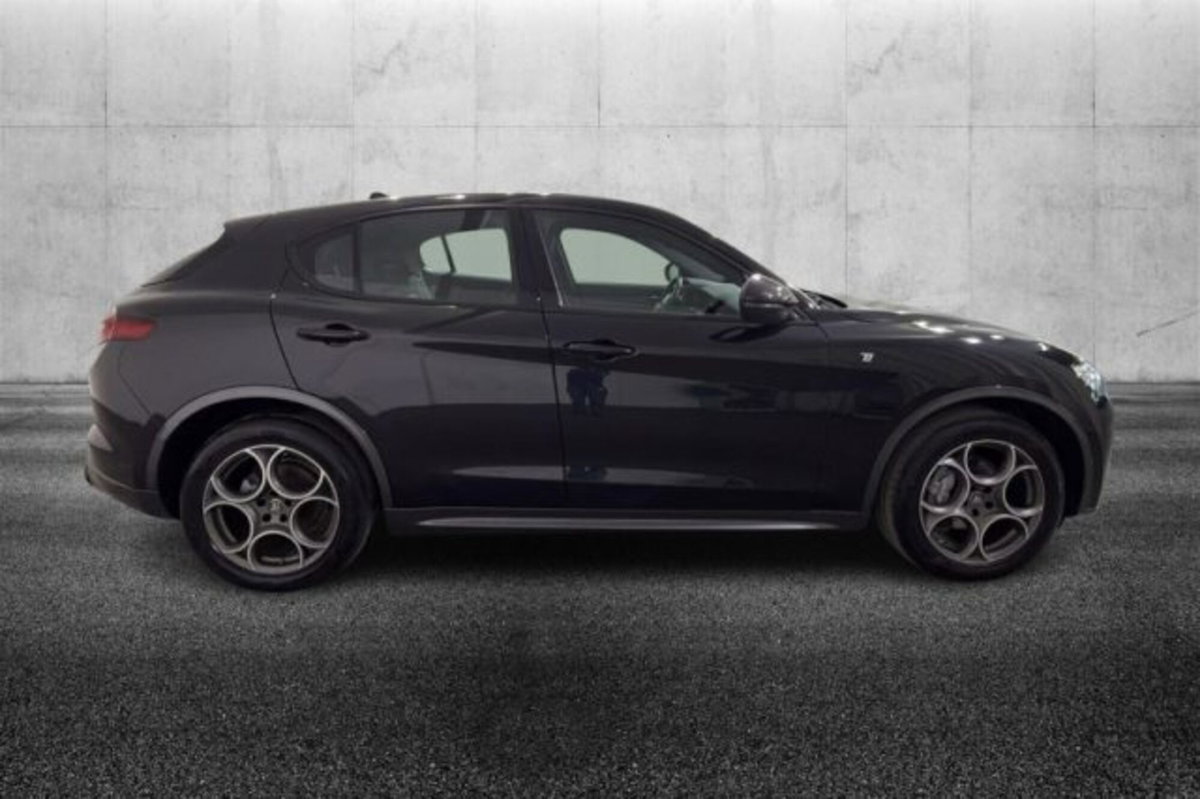 Alfa Romeo Stelvio Stelvio 2.2 Turbodiesel 210 CV AT8 Q4 Ti (4)