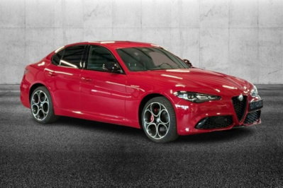 Alfa Romeo Giulia 2.0 Turbo 280 CV AT8 AWD Q4 Veloce (2)