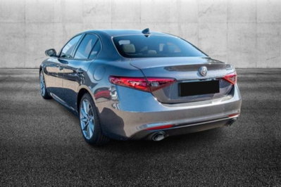 Alfa Romeo Giulia 2.0 Turbo 200 CV AT8 Sprint (4)