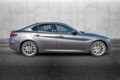 Alfa Romeo Giulia 2.0 Turbo 200 CV AT8 Sprint (5)
