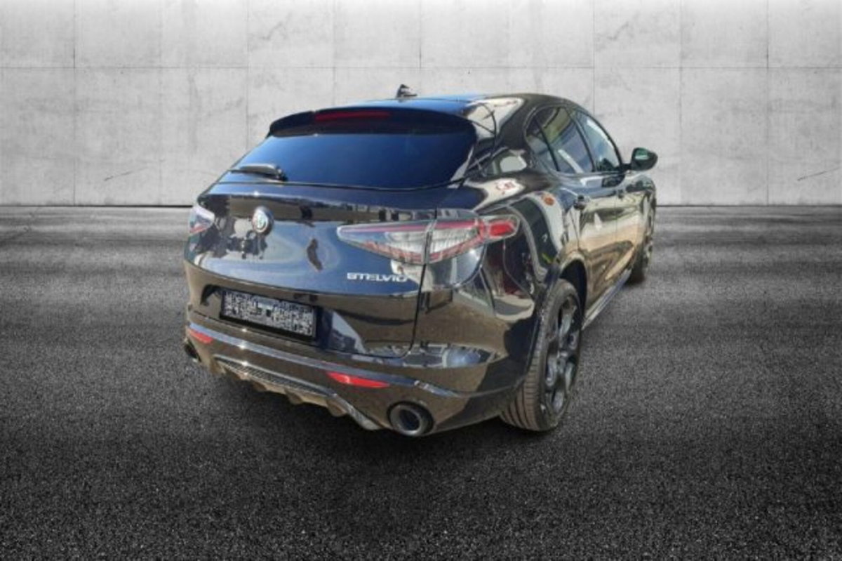 Alfa Romeo Stelvio Stelvio 2.2 Turbodiesel 210 CV AT8 Q4 Veloce (3)