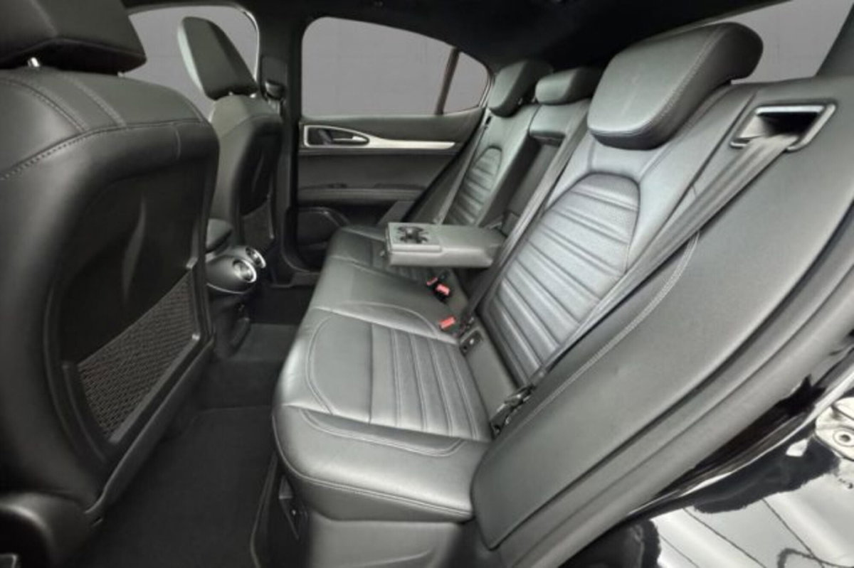 Alfa Romeo Stelvio Stelvio 2.2 Turbodiesel 210 CV AT8 Q4 Veloce (8)