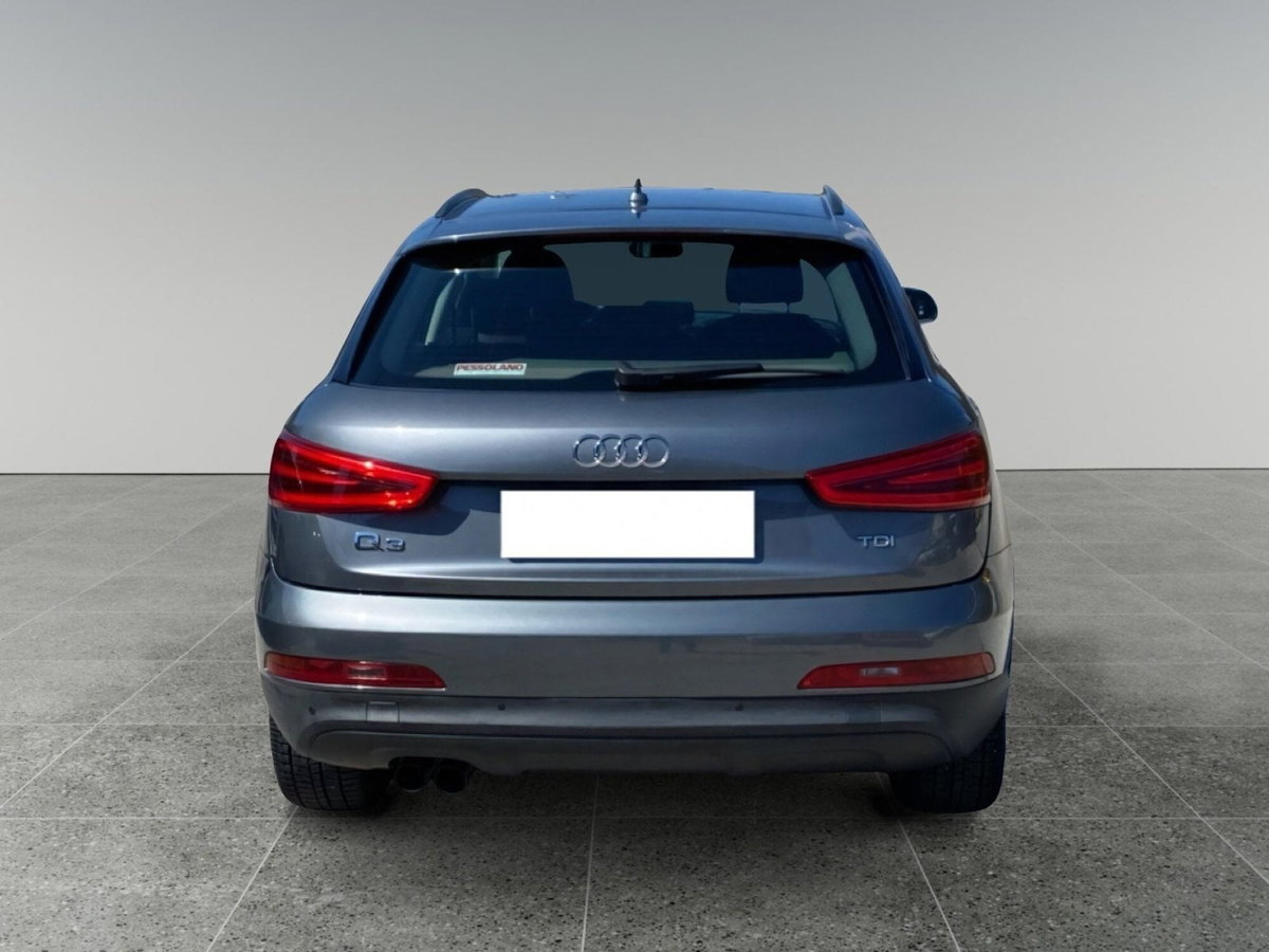 Audi Q3 2.0 TDI (4)