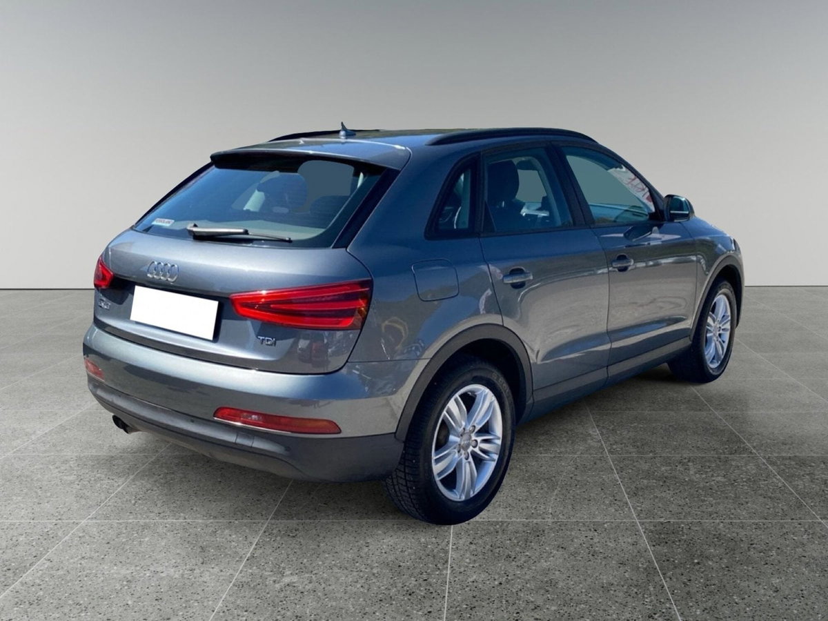 Audi Q3 2.0 TDI (6)