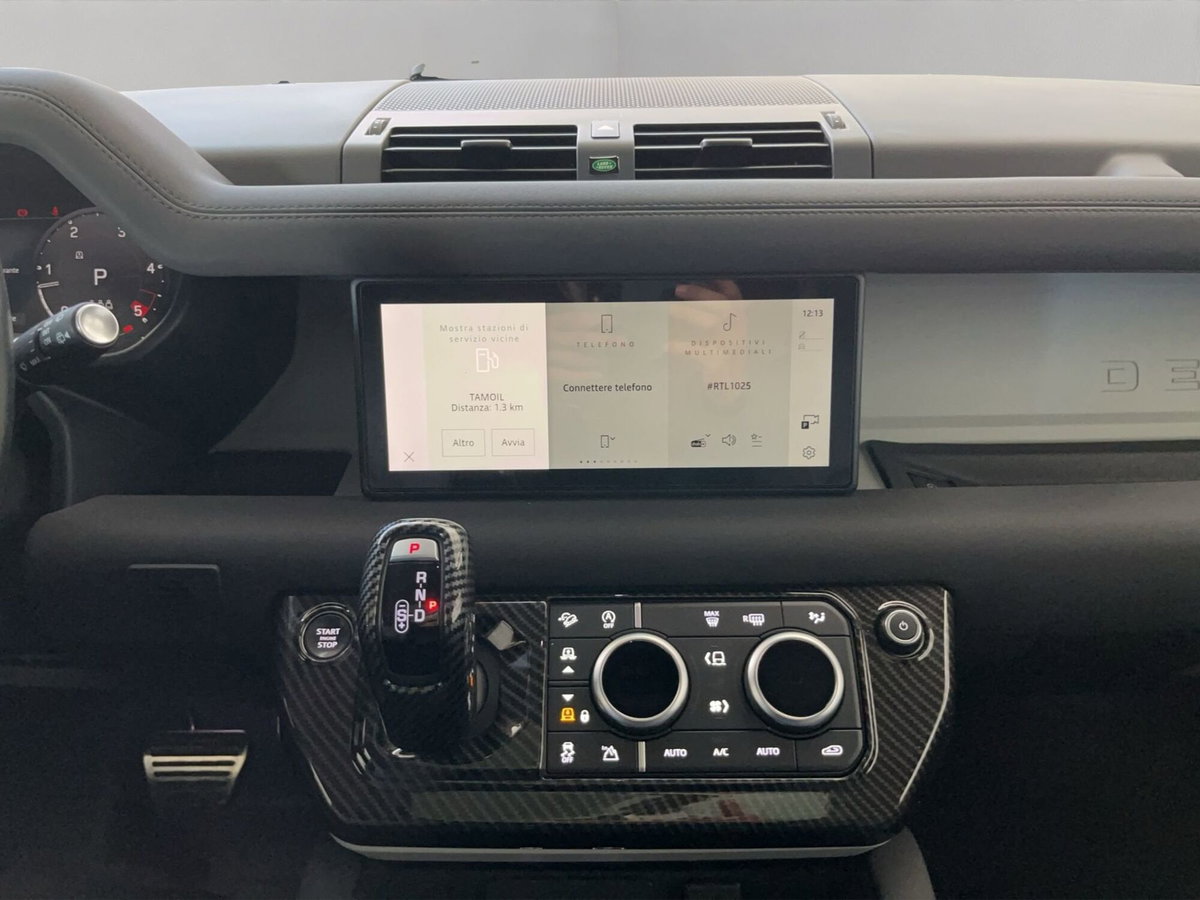 Land Rover Defender 110 3.0d i6 mhev SE awd 200cv auto (17)