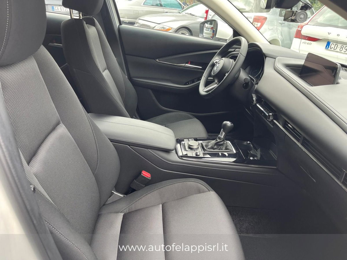 Mazda CX-30 2.0 m-hybrid Exclusive Line Comfort B. Driver Assist&Sound Design awd 186cv 6mt (16)