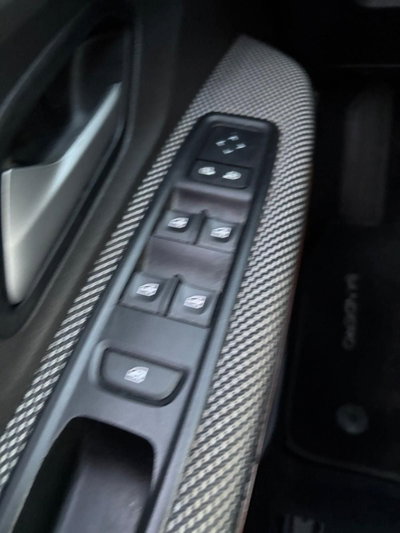 Dacia Sandero Stepway 1.0 TCe 90 CV Comfort (13)